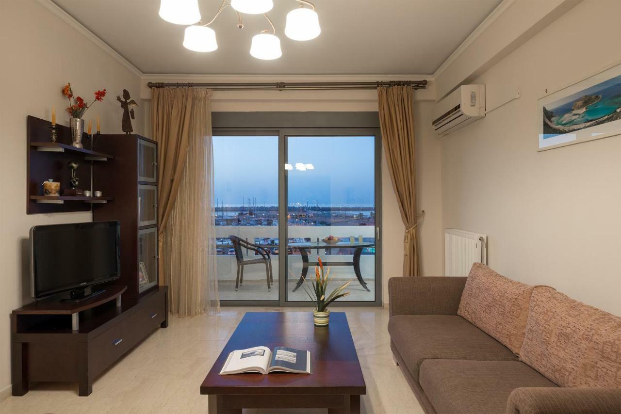 Beachfront Apartment! *